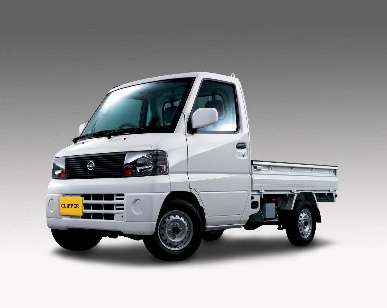 Nissan Clipper 02.jpg